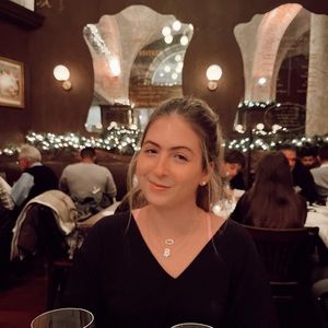 Meet your Posher, Bella